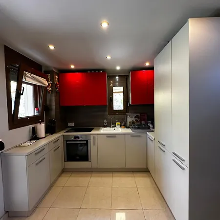 Neli Villa Néos Marmarás